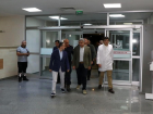 Vali Aslan, f�nd�k i��ilerini hastanede ziyaret etti