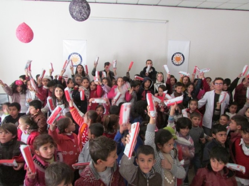 Vanl ocuklar Di Taramasndan Geirildi