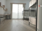 Aylard�r ailelerinden uzakta ya��yorlar