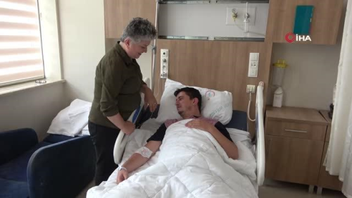 Vcudu srekli retiyor! 6 ay ierisinde mesanesinden 66 adet nohut byklnde ta alnd