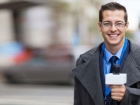 Yabanc� Dil Bilmeyen Spiker Olur Mu?