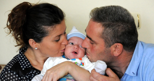 Yarg�tay'dan Y�z Binlerce Anne-Babay� �lgilendiren 'Zorunlu A��' Karar�