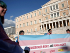 Yunanistan Parlamentosu, 15 Ya��ndan B�y�klere Cinsiyet De�i�tirme Hakk� Tan�d�!