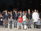 Zafer Bayram�'nda Ba�kent'te gazi ve �ehit yak�nlar�na a��k havada film g�sterimi